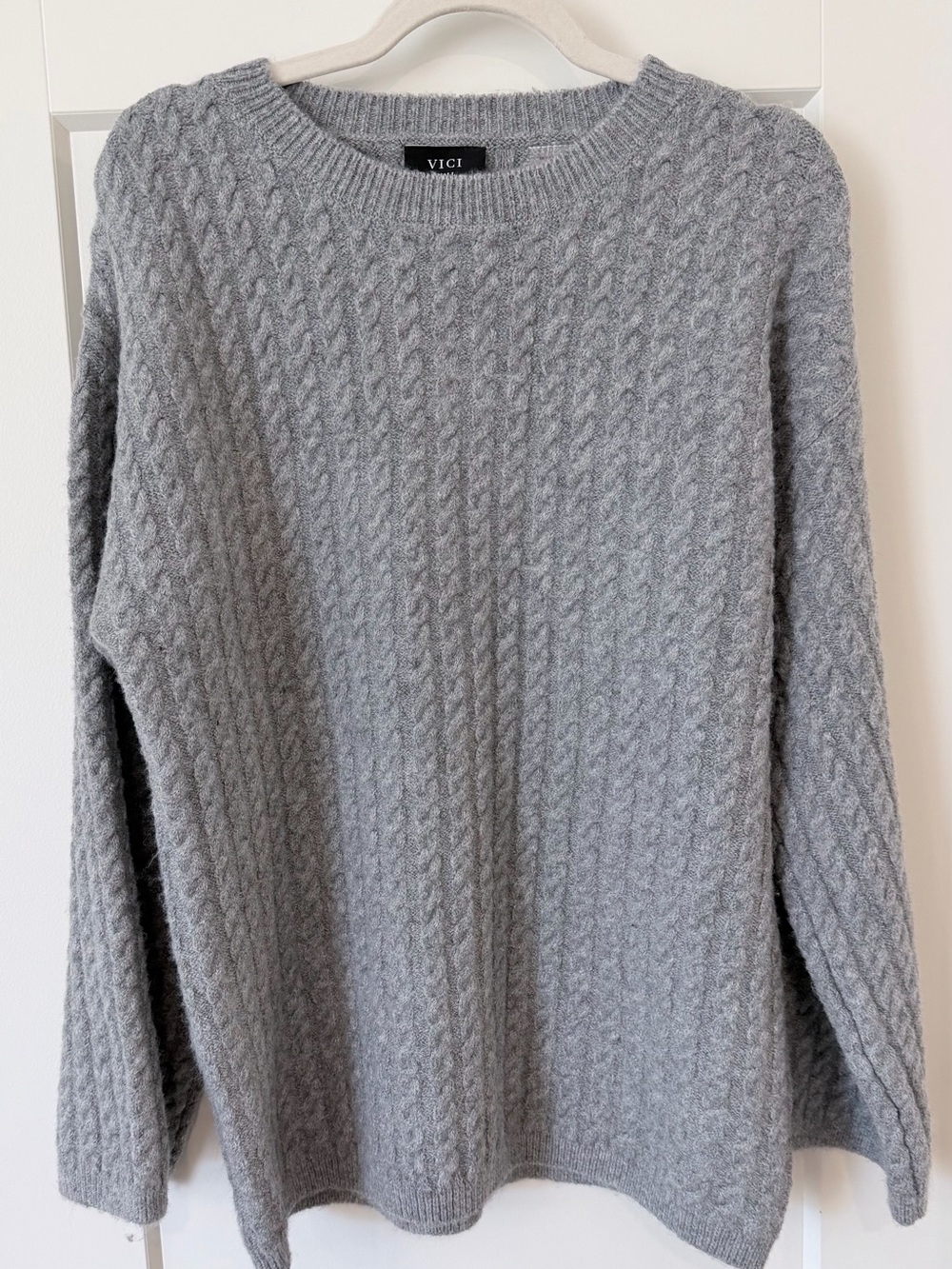 Brand New Women’s Vici Sweater - size S